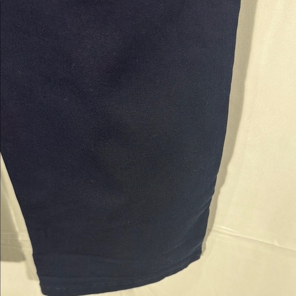 Democracy Michelle Ab Solution Capri Straight Leg Pant Navy Size 12 - Picture 9 of 10